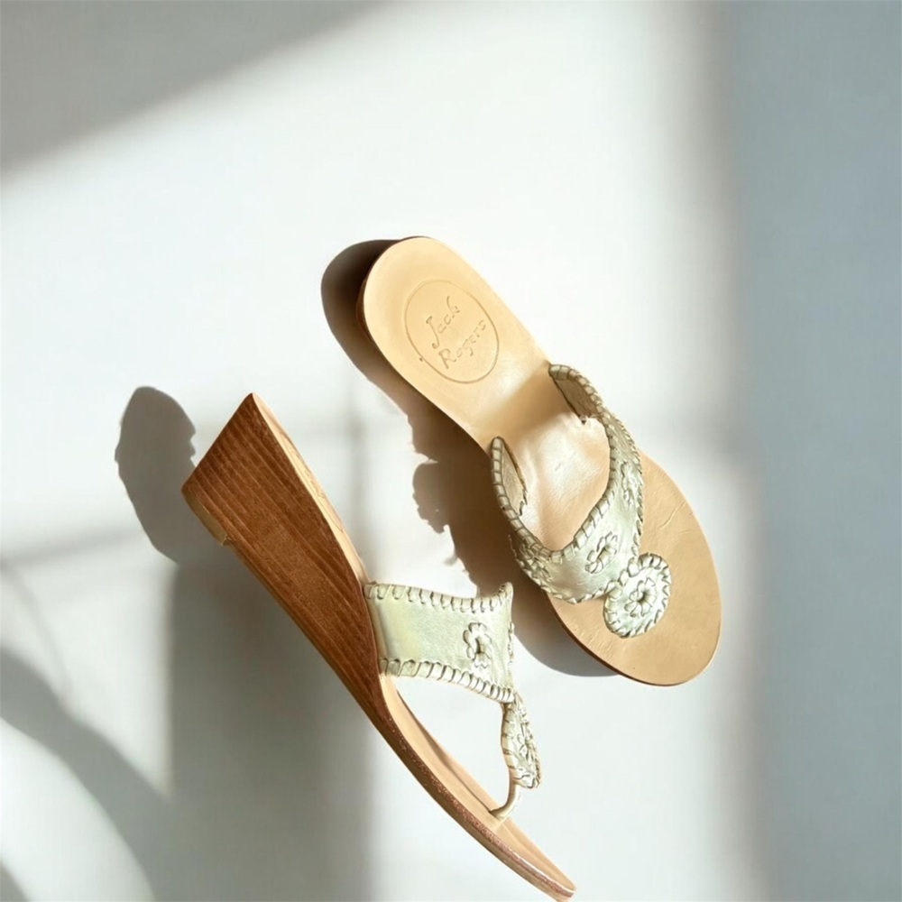 Jack Rogers Mint Green Leather Thong Sandals - Picture 2 of 4